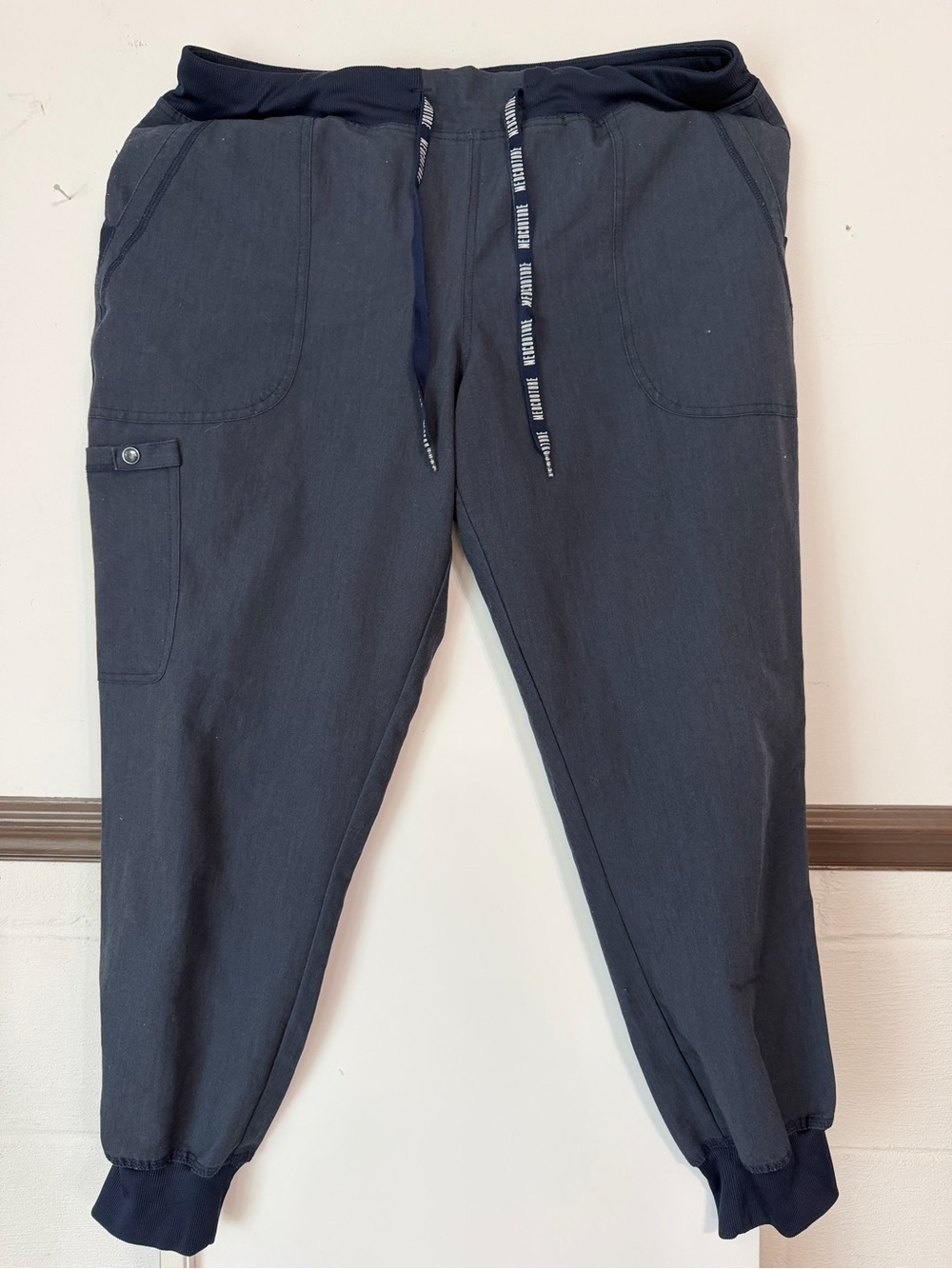 Women’s Scrub Pants in Dark Navy